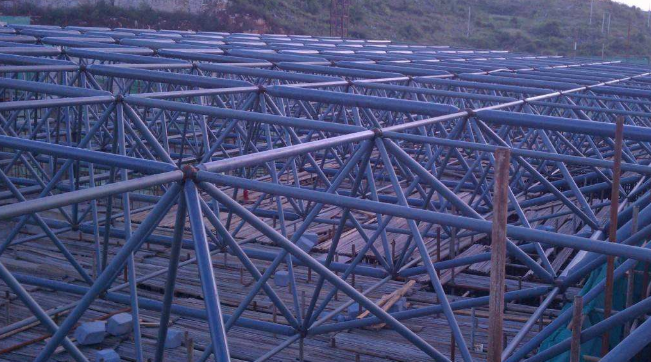 西昌概述网架加工中对钢材的质量的过细恳求